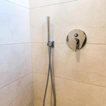 Georgia's House Project アパート *